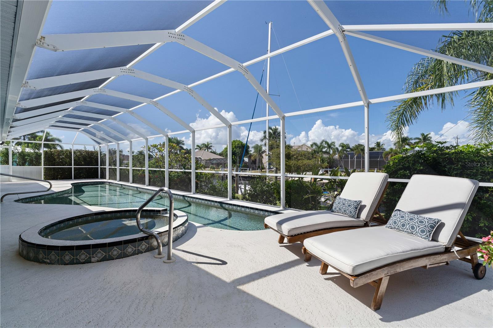 PUNTA GORDA ISLES SEC 04 - Residential