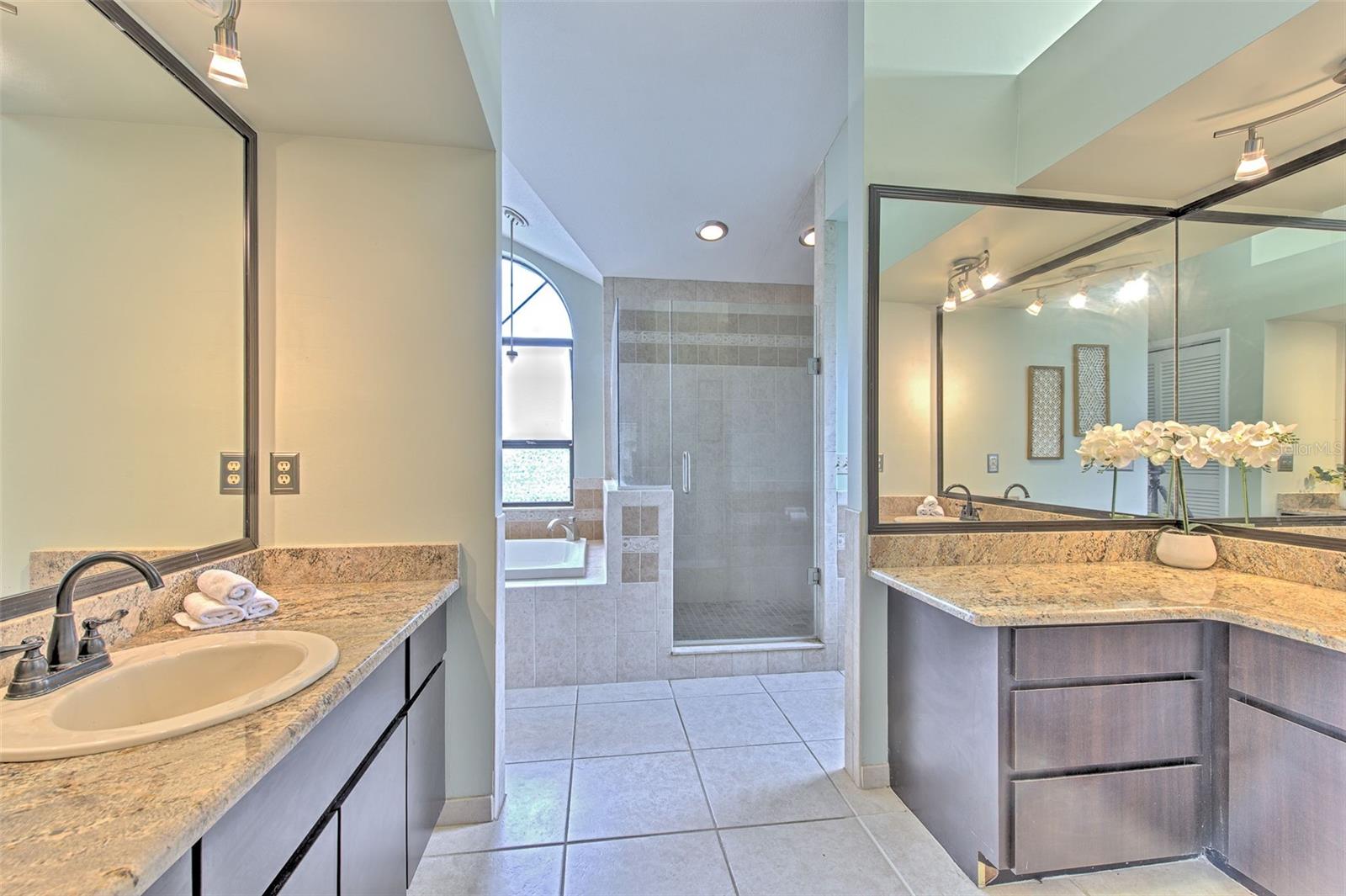 BUCKINGHAM UNIT 1 - Residential