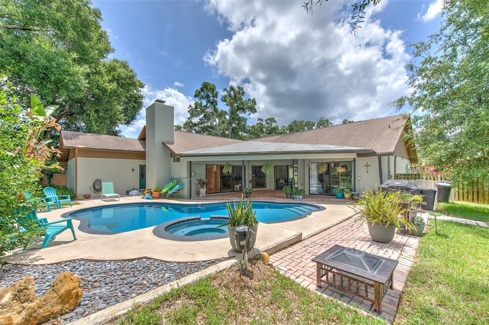 BUCKINGHAM UNIT 1 - Residential