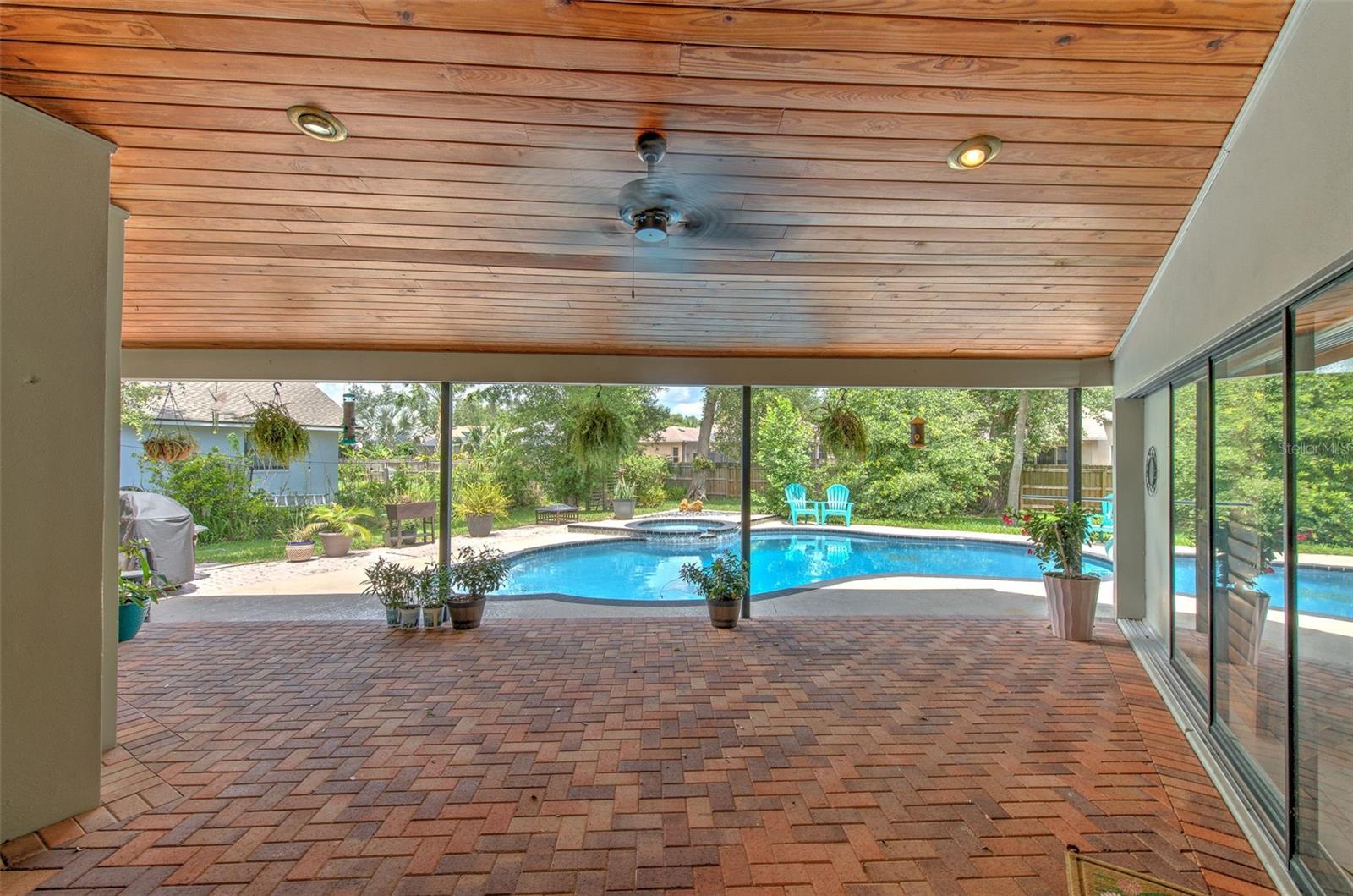 BUCKINGHAM UNIT 1 - Residential