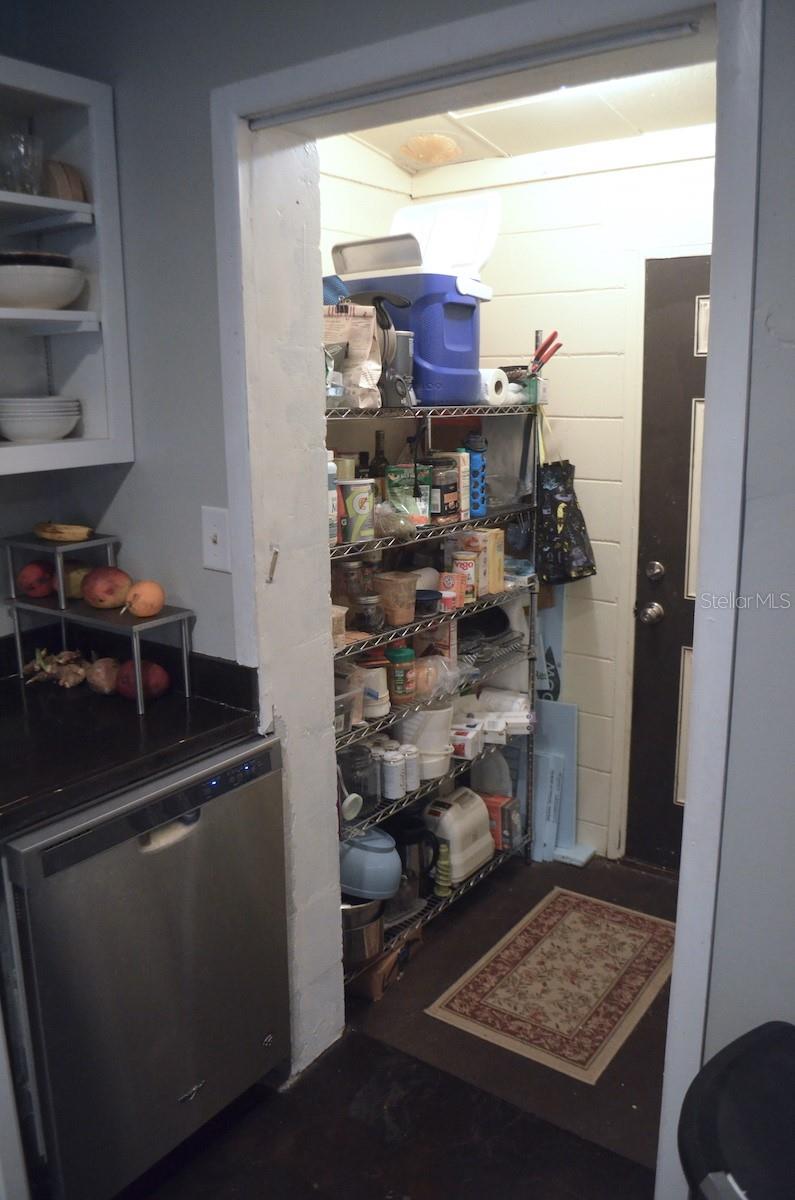 HIGHLAND COURT MANOR - Residential