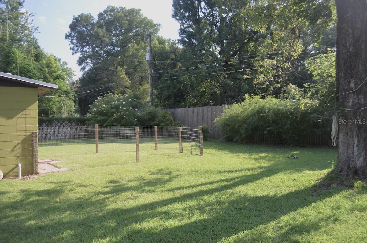 HIGHLAND COURT MANOR - Residential