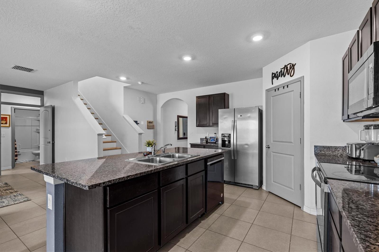 EPPERSON SOUTH HOA - Residential