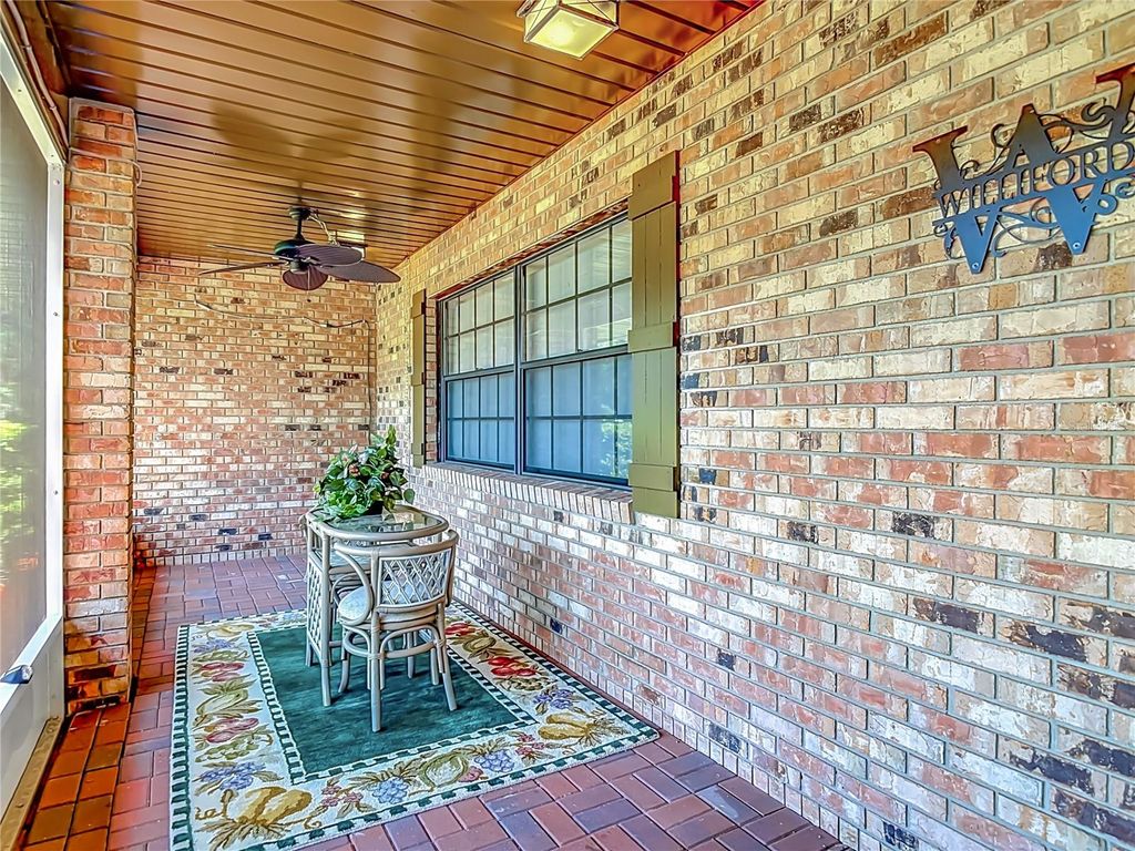 Photo of 17819 Palm Street, Umatilla, FL 32784 (MLS # O6402607)