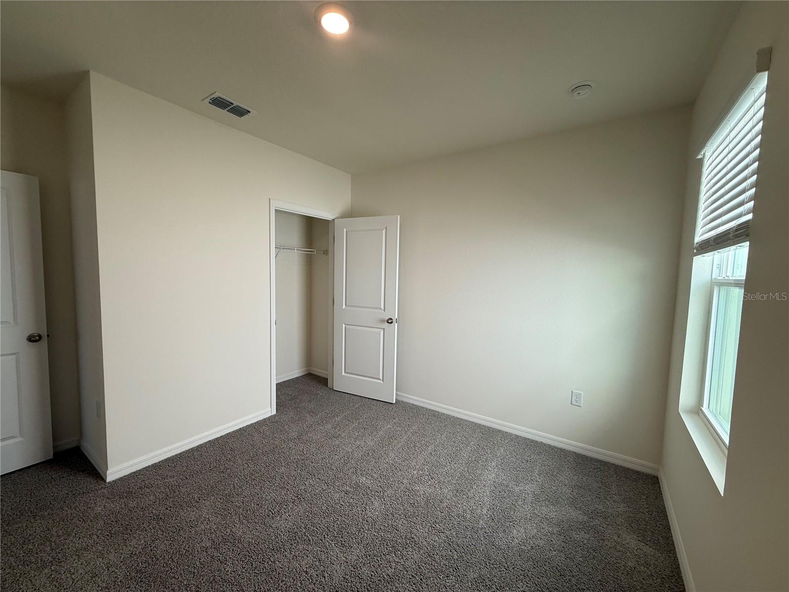 GRANDE CHAMPION/PCL SW-28 PH 1 - Residential Lease