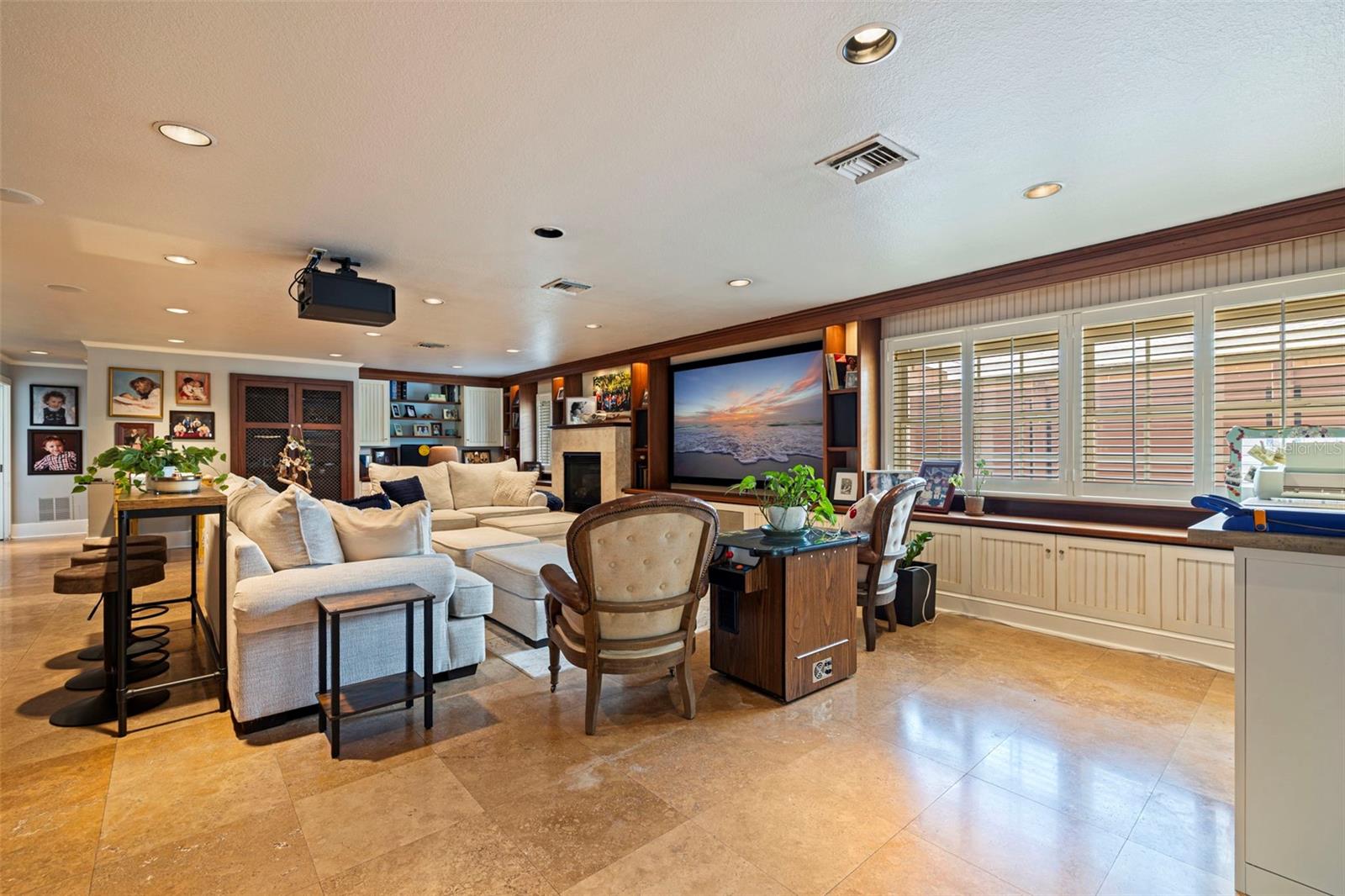BARDMOOR GOLF VIEW ESTATE 2ND ADD - Residential