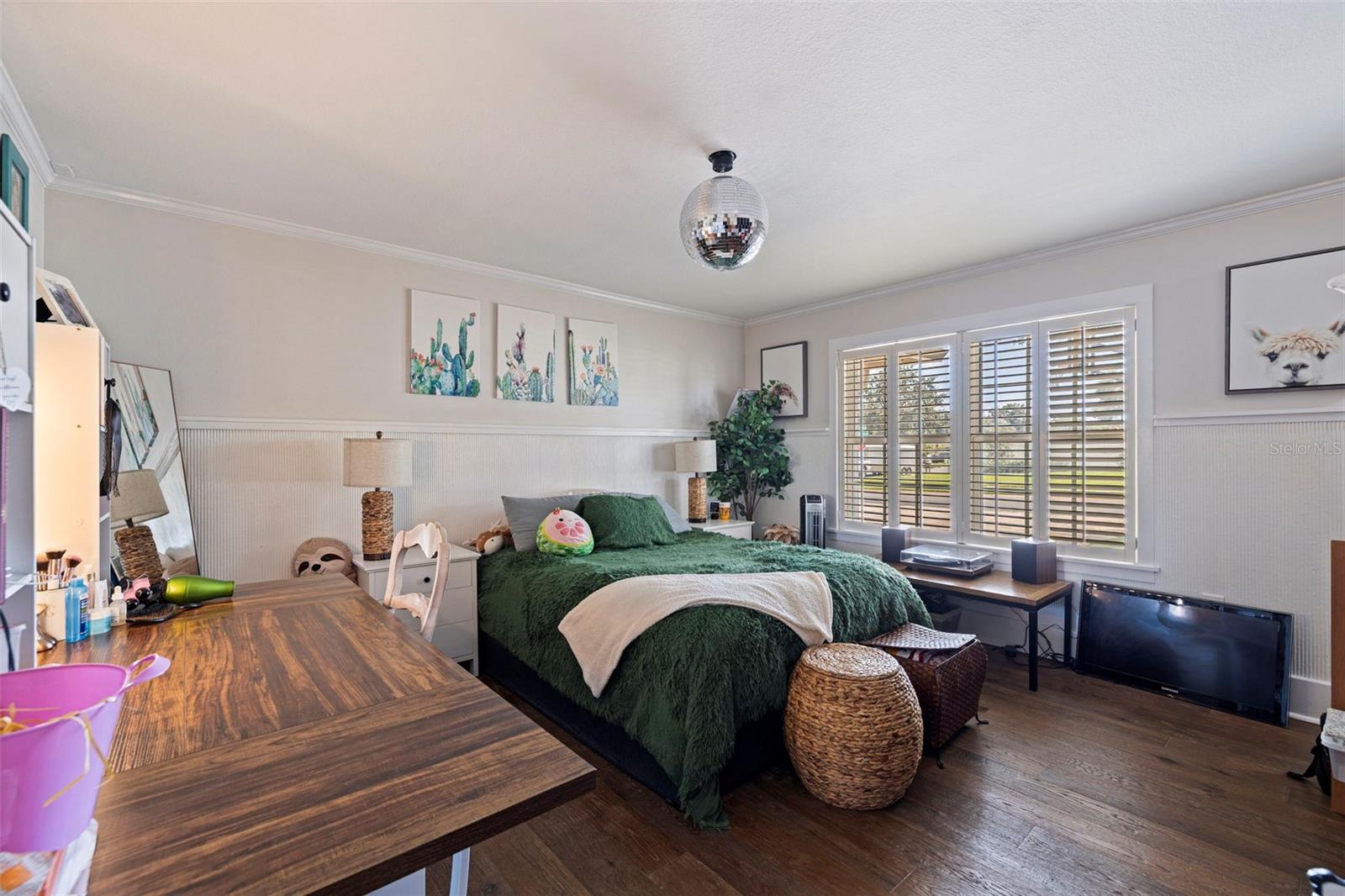 BARDMOOR GOLF VIEW ESTATE 2ND ADD - Residential