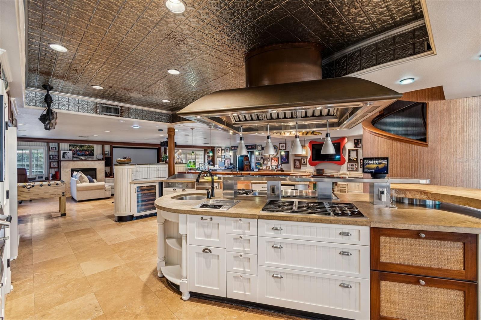 BARDMOOR GOLF VIEW ESTATE 2ND ADD - Residential