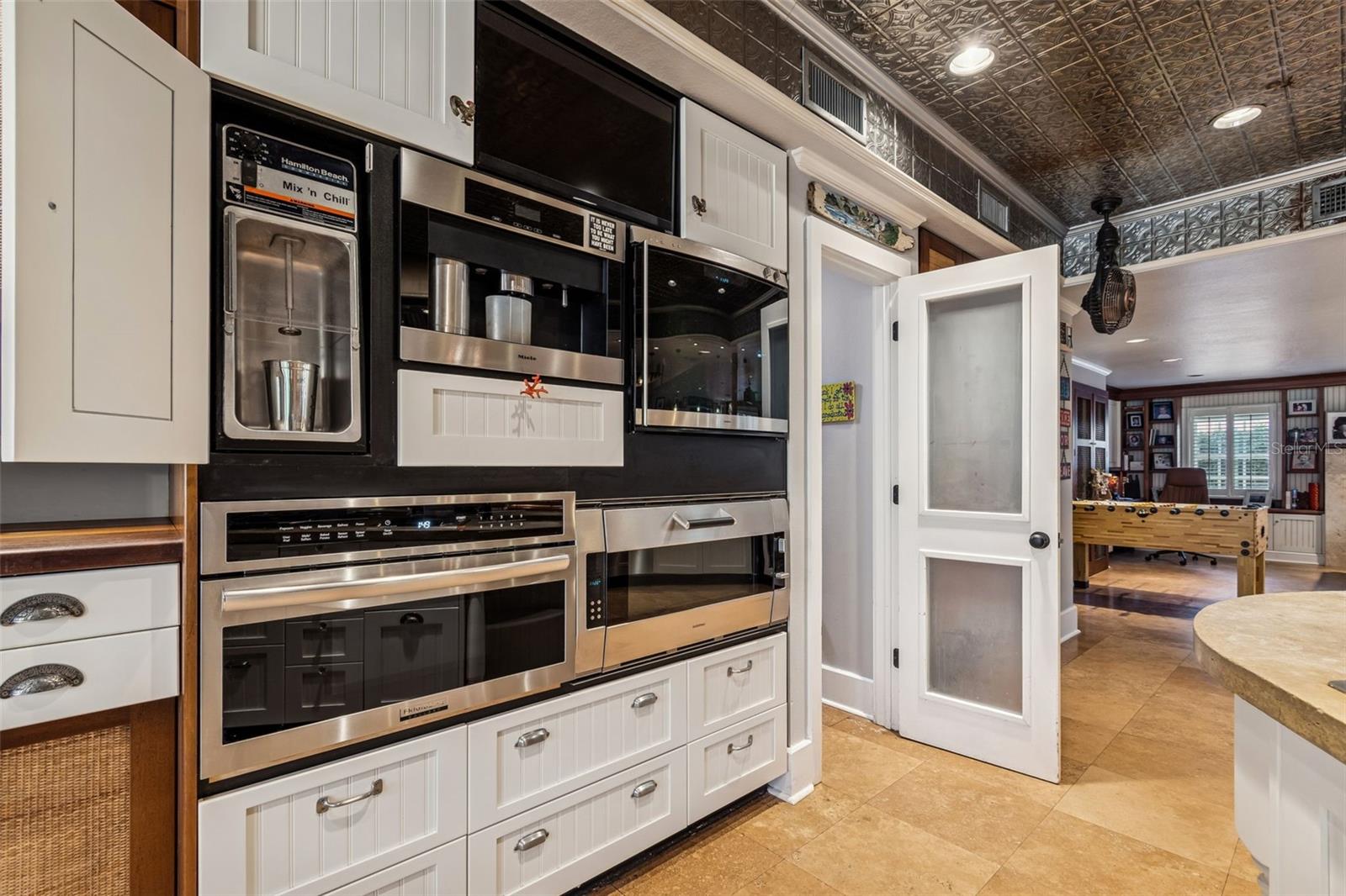 BARDMOOR GOLF VIEW ESTATE 2ND ADD - Residential