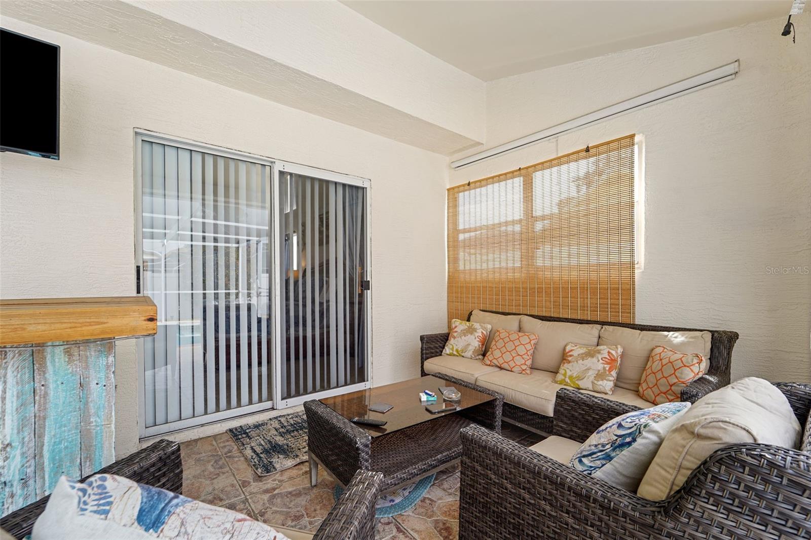 FAIRWAY OAKS - Residential