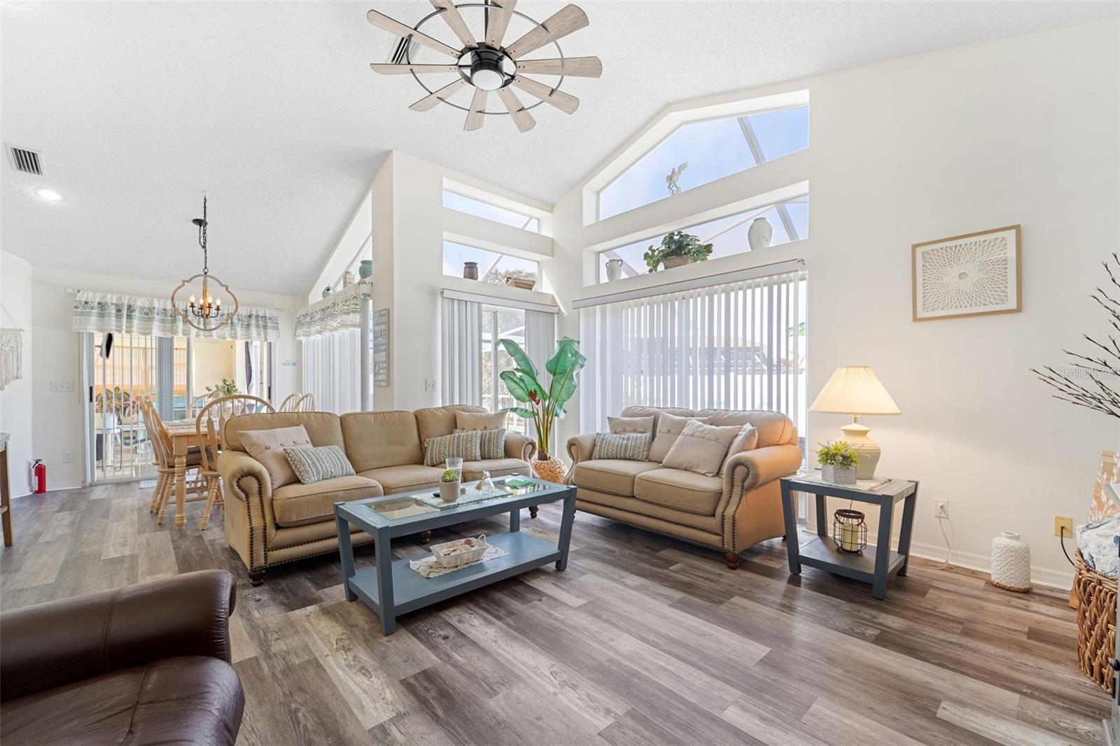 FAIRWAY OAKS - Residential