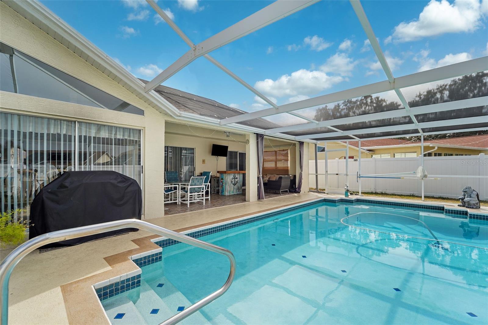 FAIRWAY OAKS - Residential