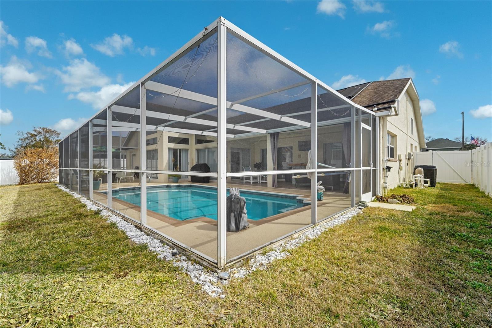 FAIRWAY OAKS - Residential