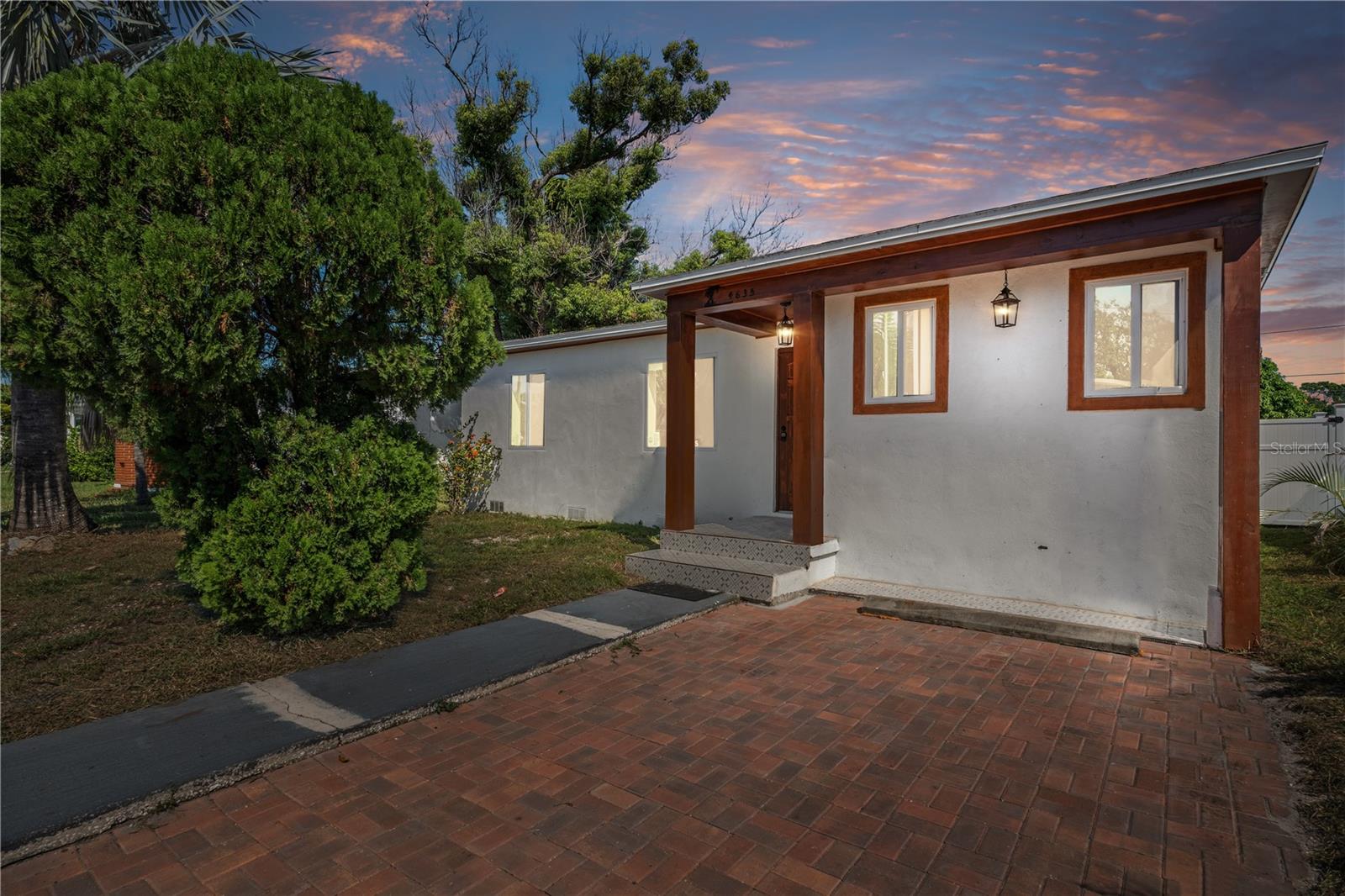 LAKE SHEFFIELD 1ST SEC - Residential