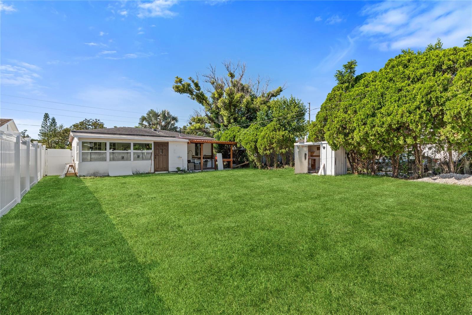 LAKE SHEFFIELD 1ST SEC - Residential