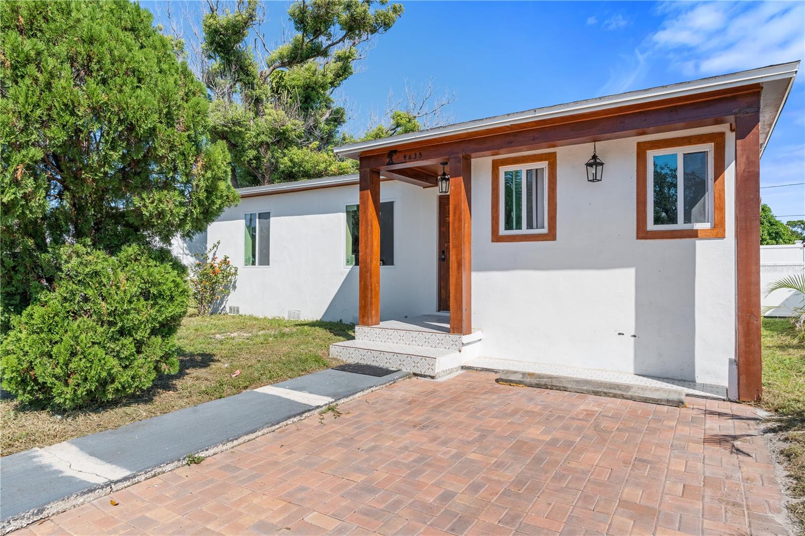 LAKE SHEFFIELD 1ST SEC - Residential