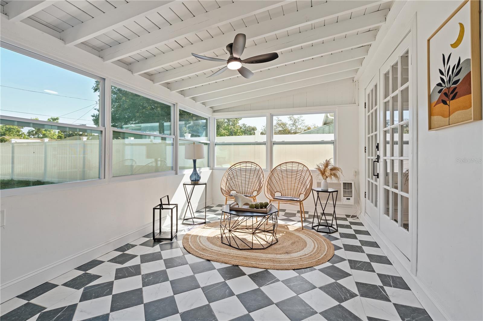 LAKE SHEFFIELD 1ST SEC - Residential