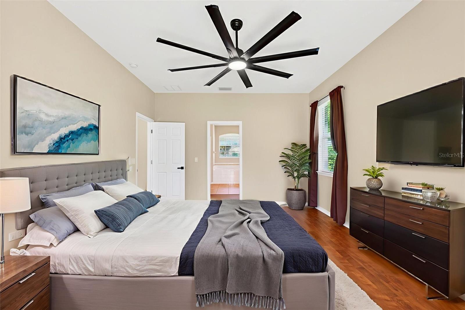 ESTATES OF AUBURNDALE - Residential Lease