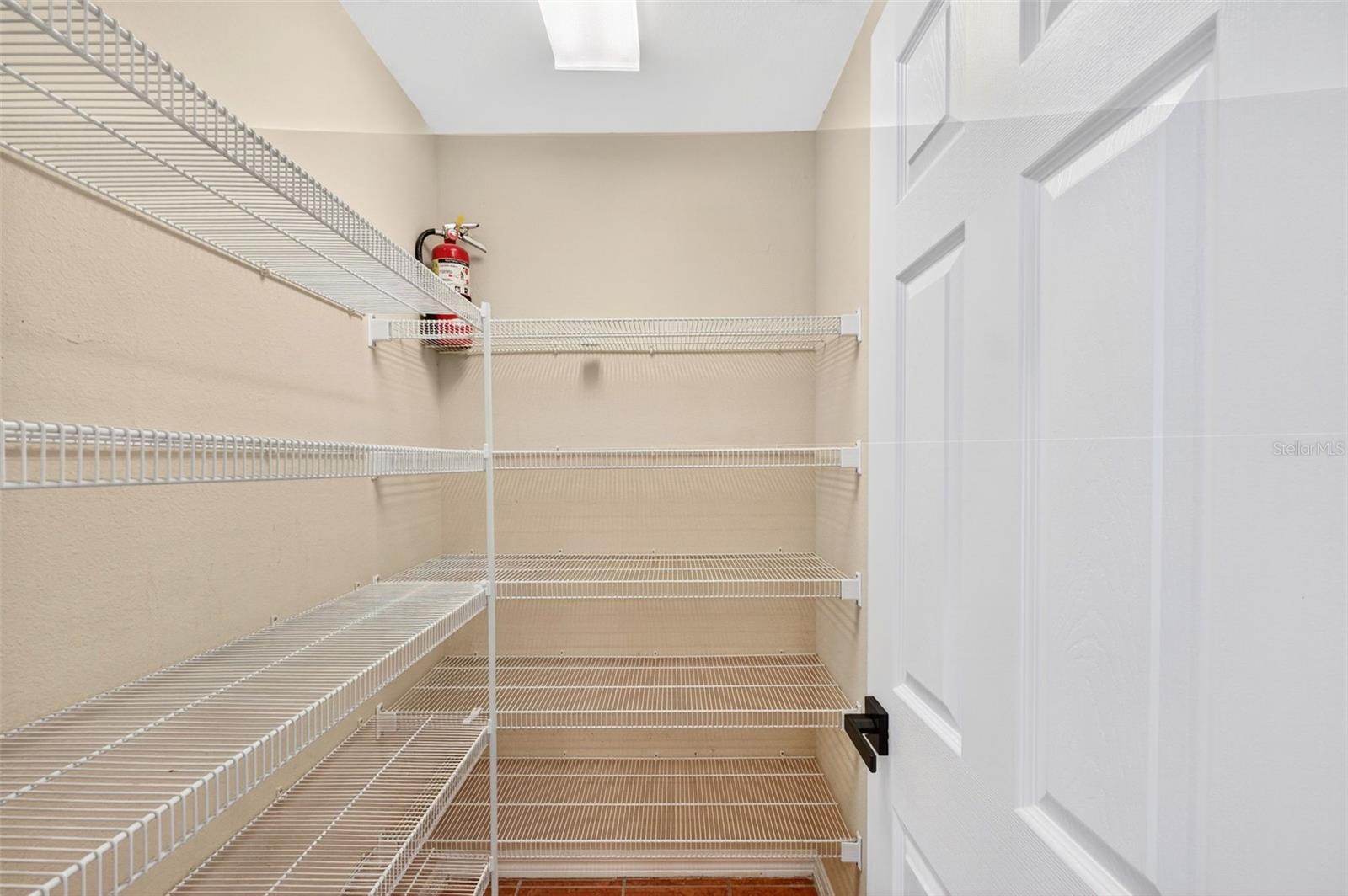 ESTATES OF AUBURNDALE - Residential Lease