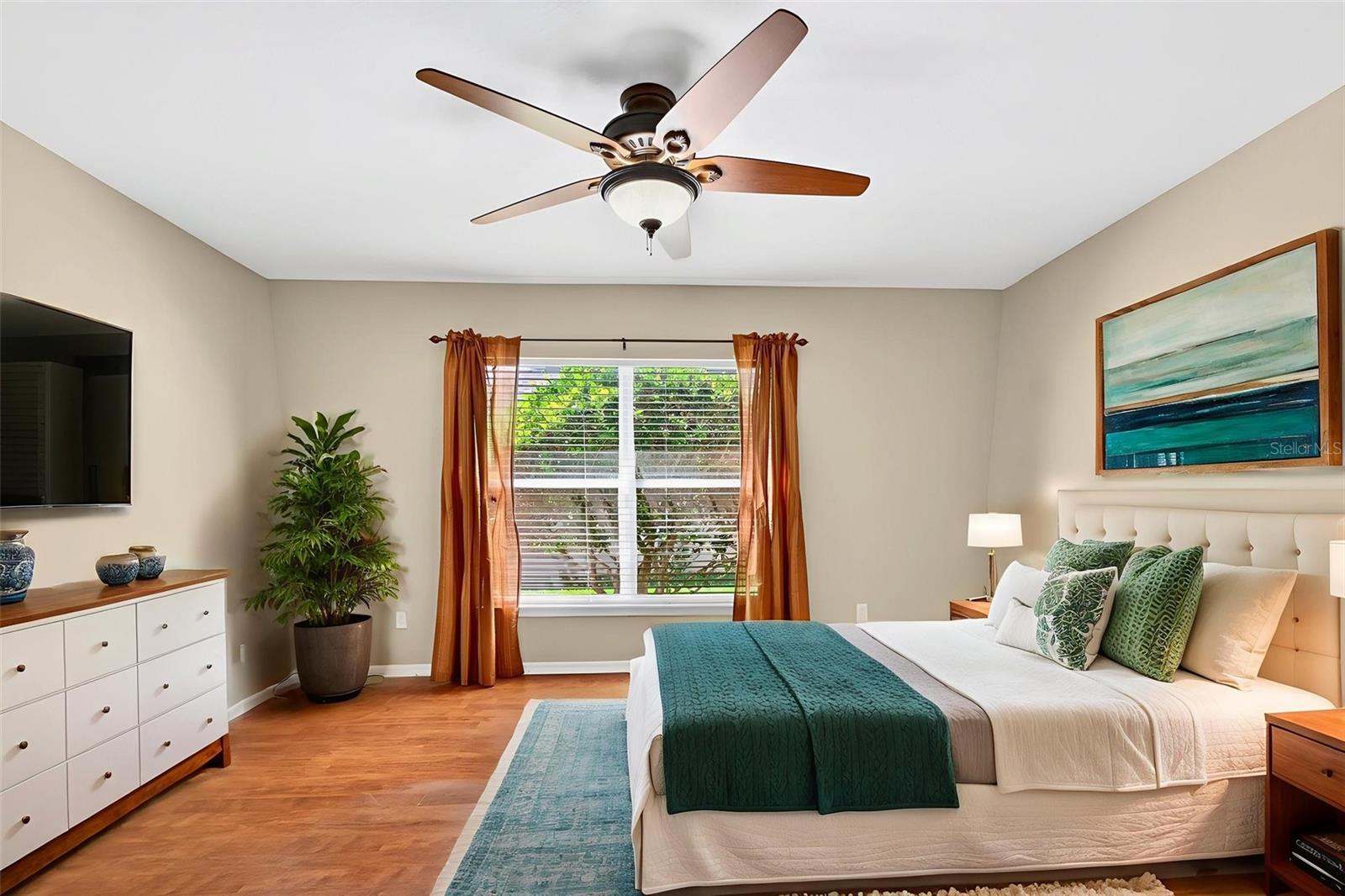 ESTATES OF AUBURNDALE - Residential Lease