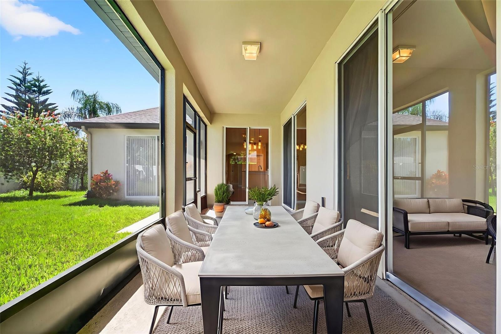 ESTATES OF AUBURNDALE - Residential Lease