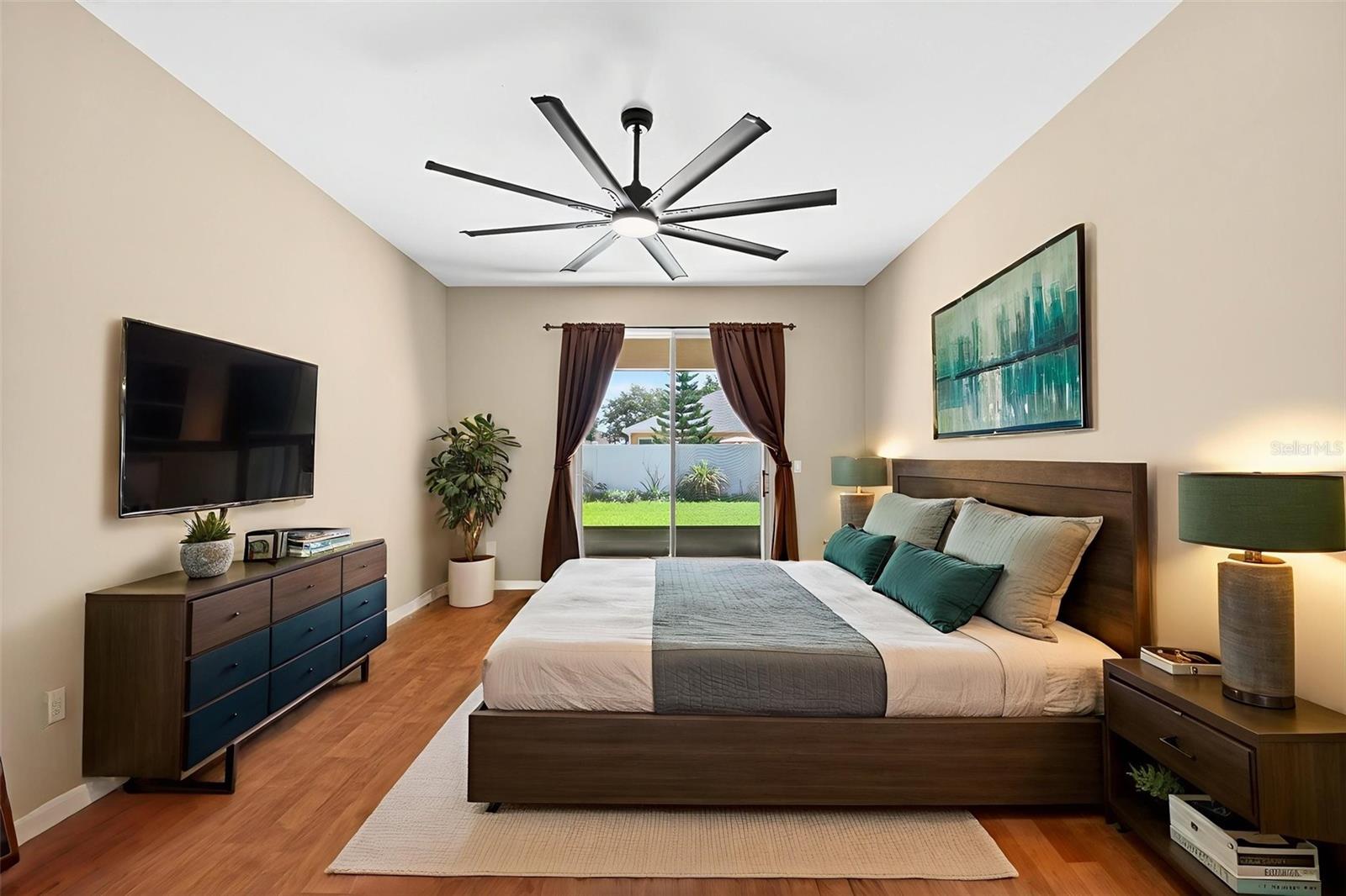 ESTATES OF AUBURNDALE - Residential Lease