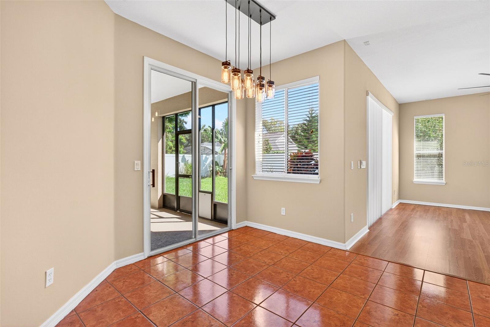 ESTATES OF AUBURNDALE - Residential Lease