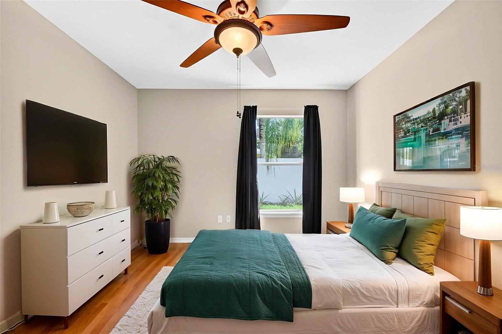 ESTATES OF AUBURNDALE - Residential Lease