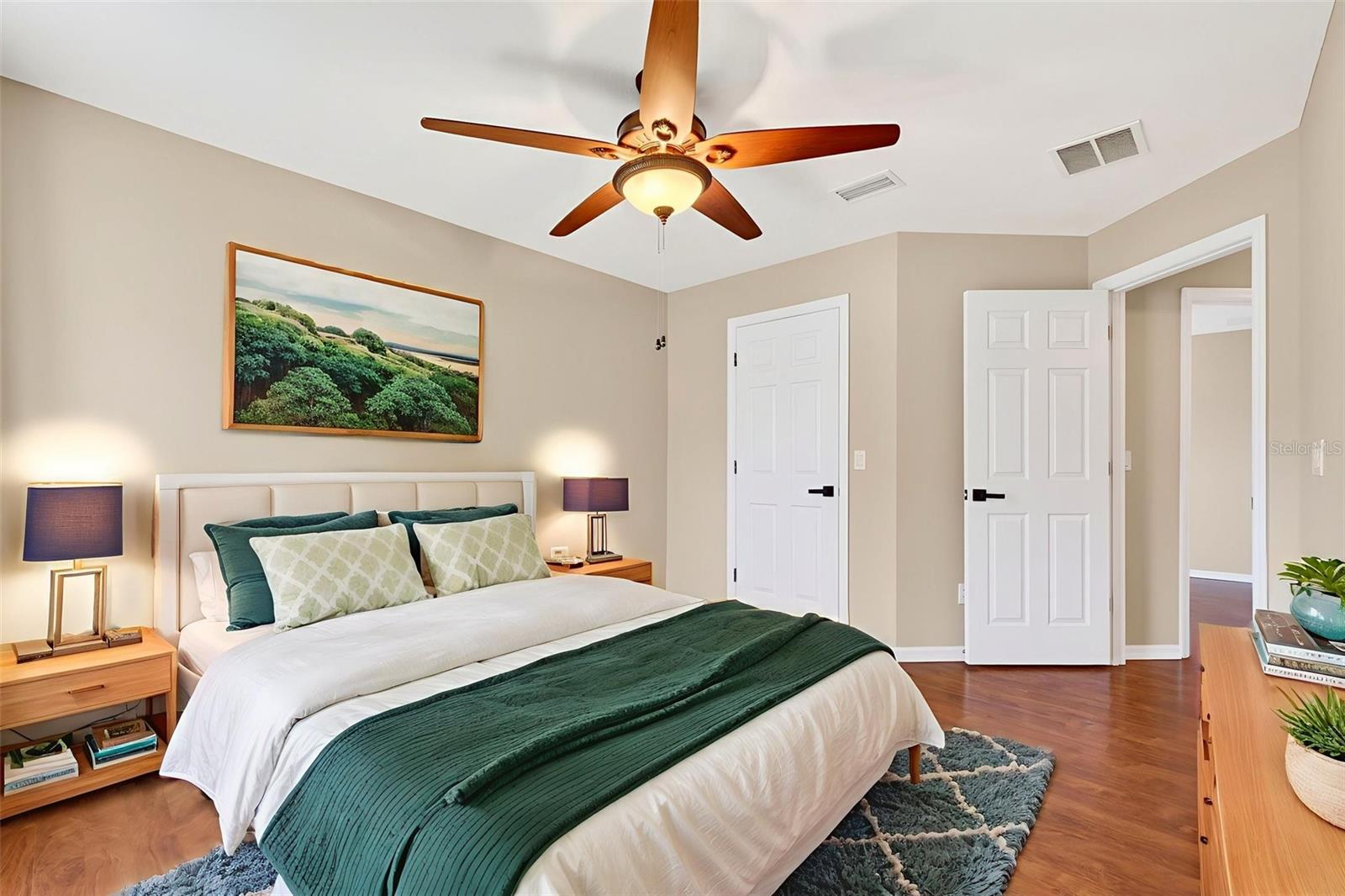 ESTATES OF AUBURNDALE - Residential Lease