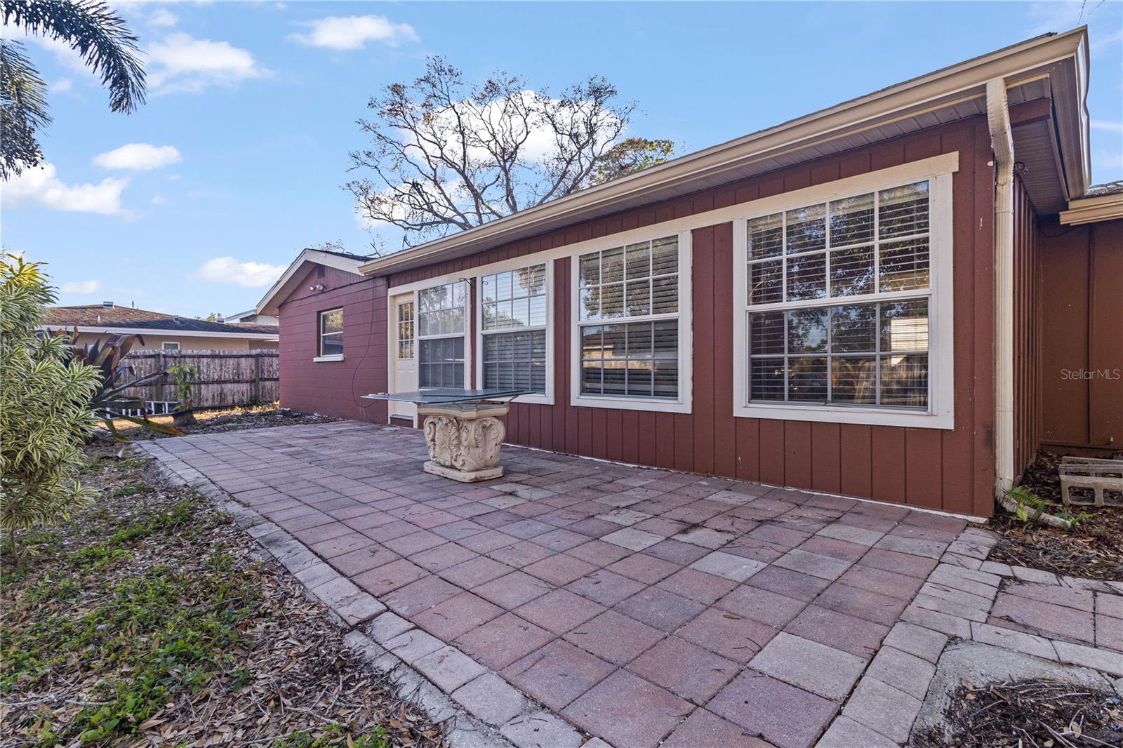 FLORA VILLA FINAL SURV - Residential