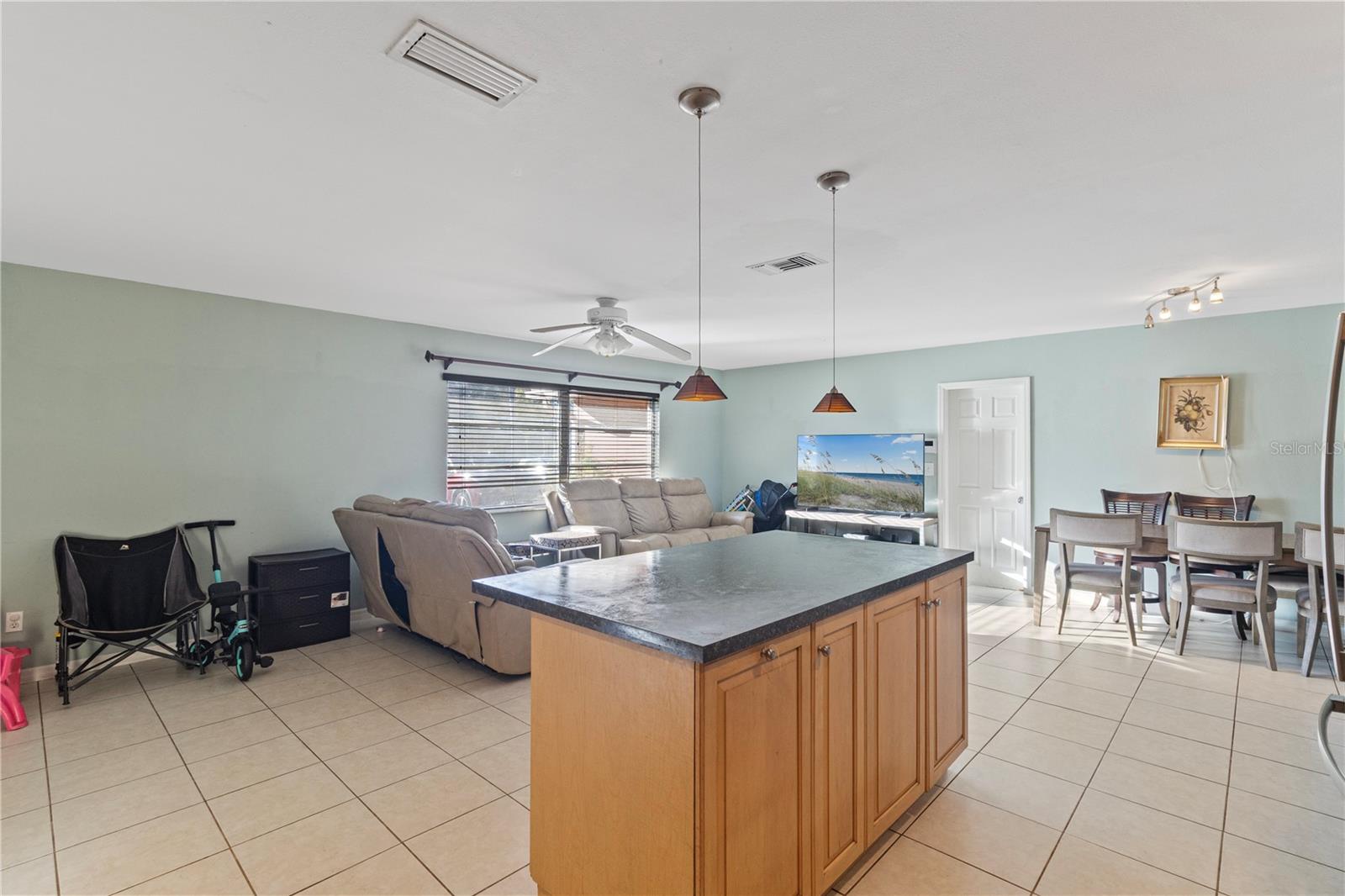 FLORA VILLA FINAL SURV - Residential