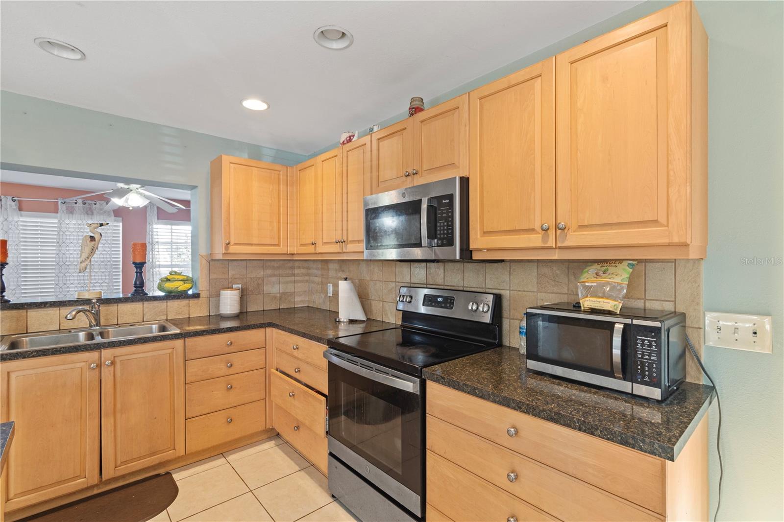 FLORA VILLA FINAL SURV - Residential