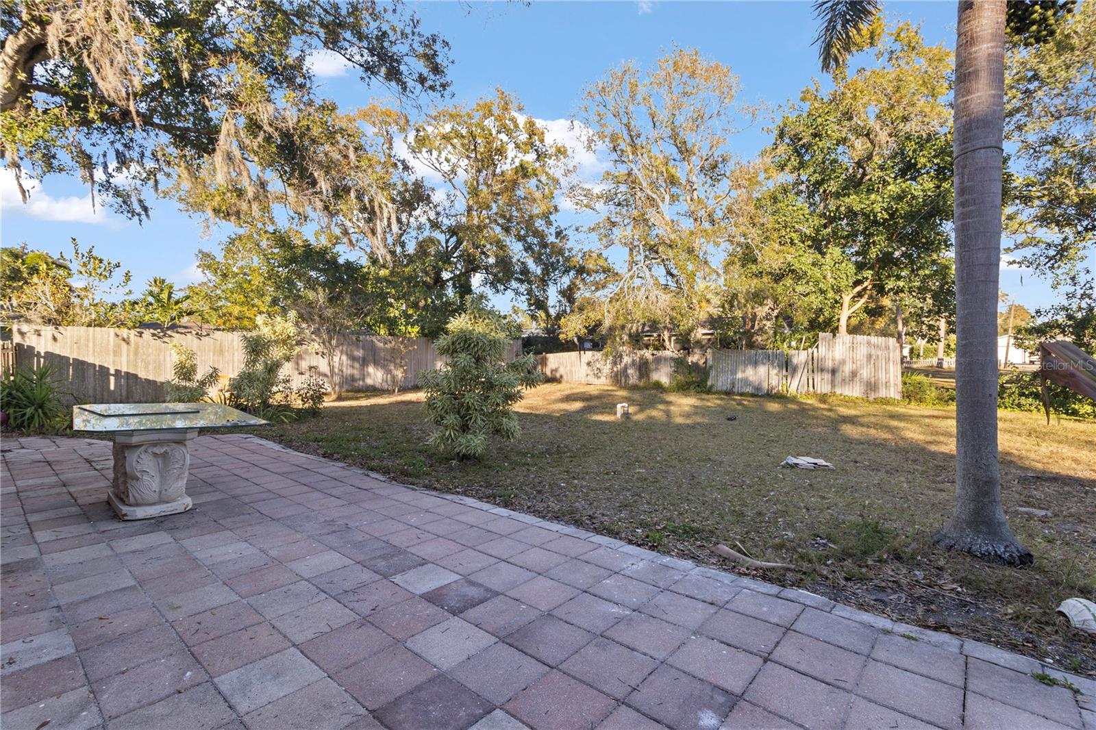 FLORA VILLA FINAL SURV - Residential