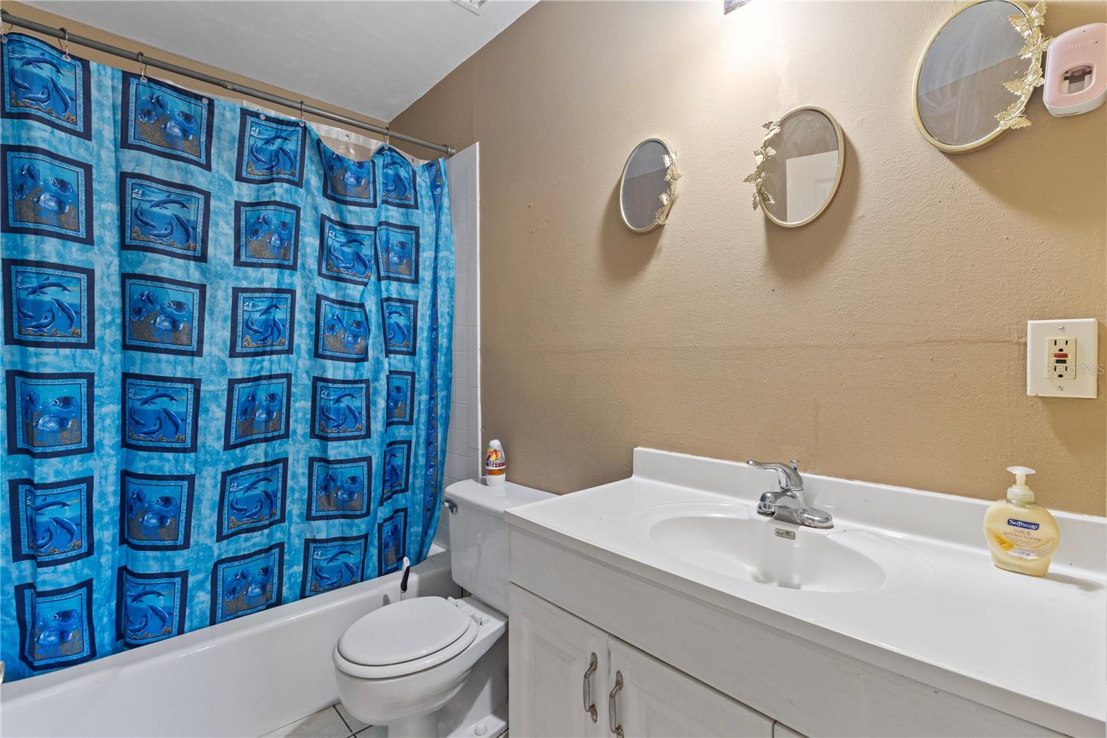 FLORA VILLA FINAL SURV - Residential