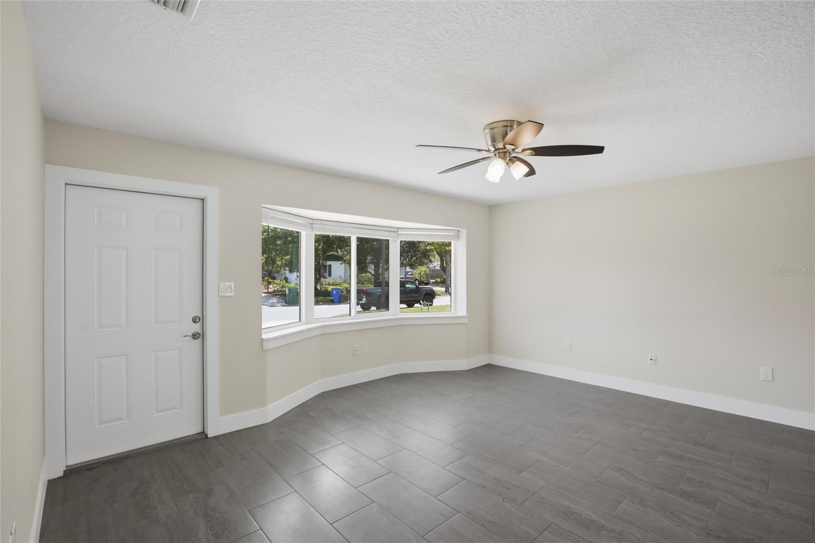 WINDSOR PARK FIRST UNIT - Residential