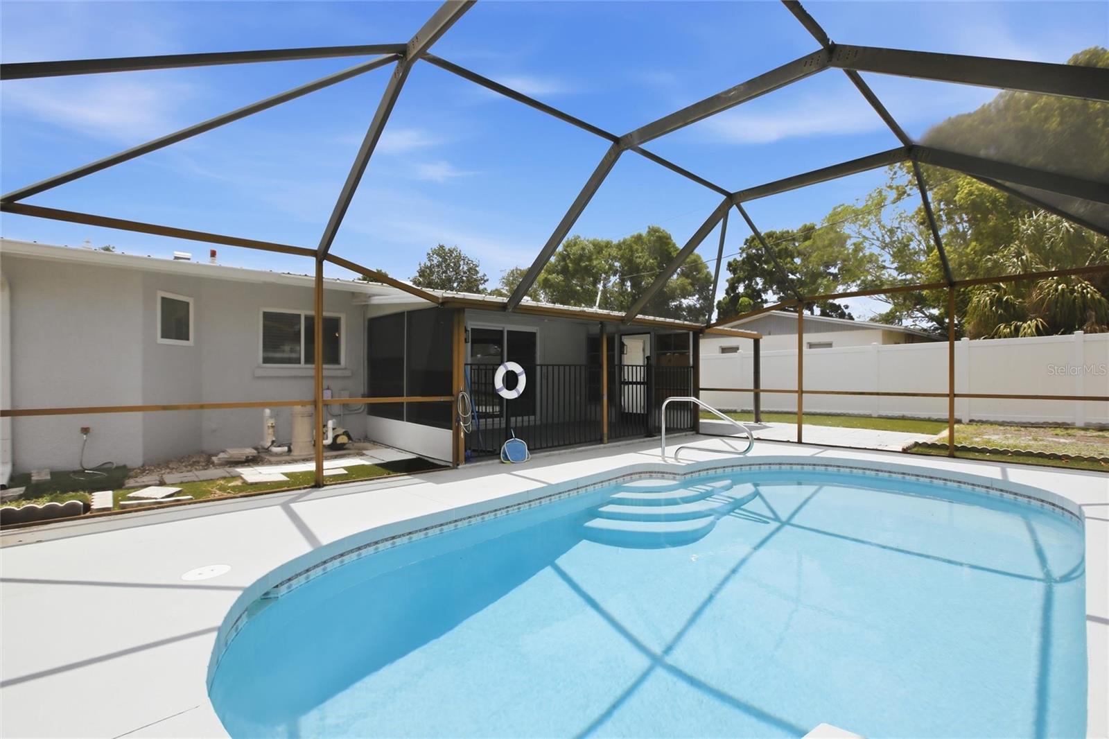 WINDSOR PARK FIRST UNIT - Residential