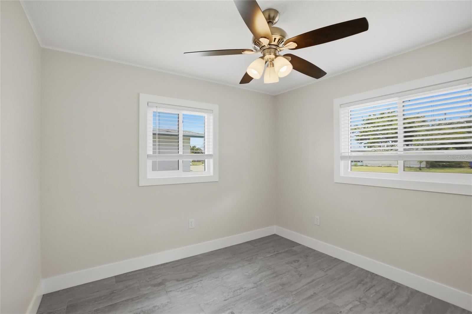 WINDSOR PARK FIRST UNIT - Residential