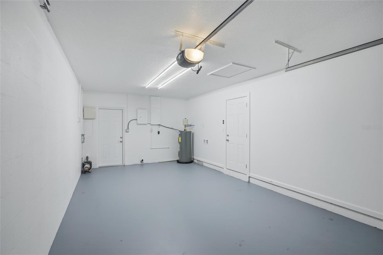 WINDSOR PARK FIRST UNIT - Residential