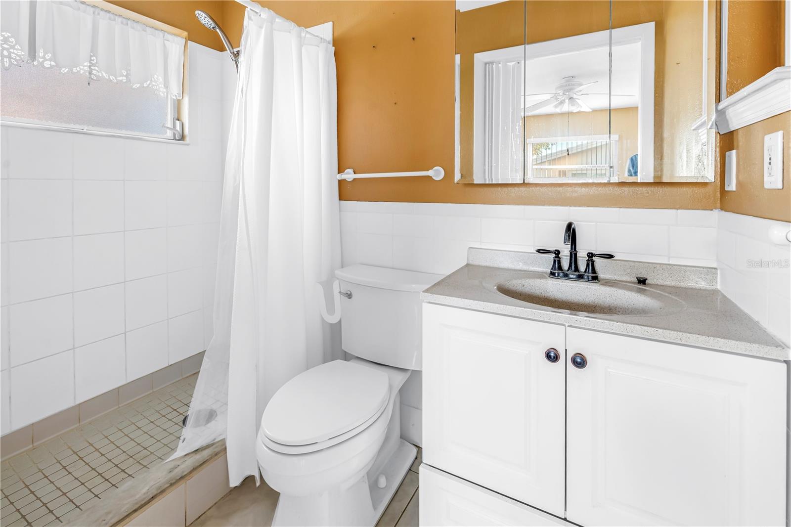 MAINLANDS OF TAMARAC BY THE GULF UNIT 1-B CONDO - Residential