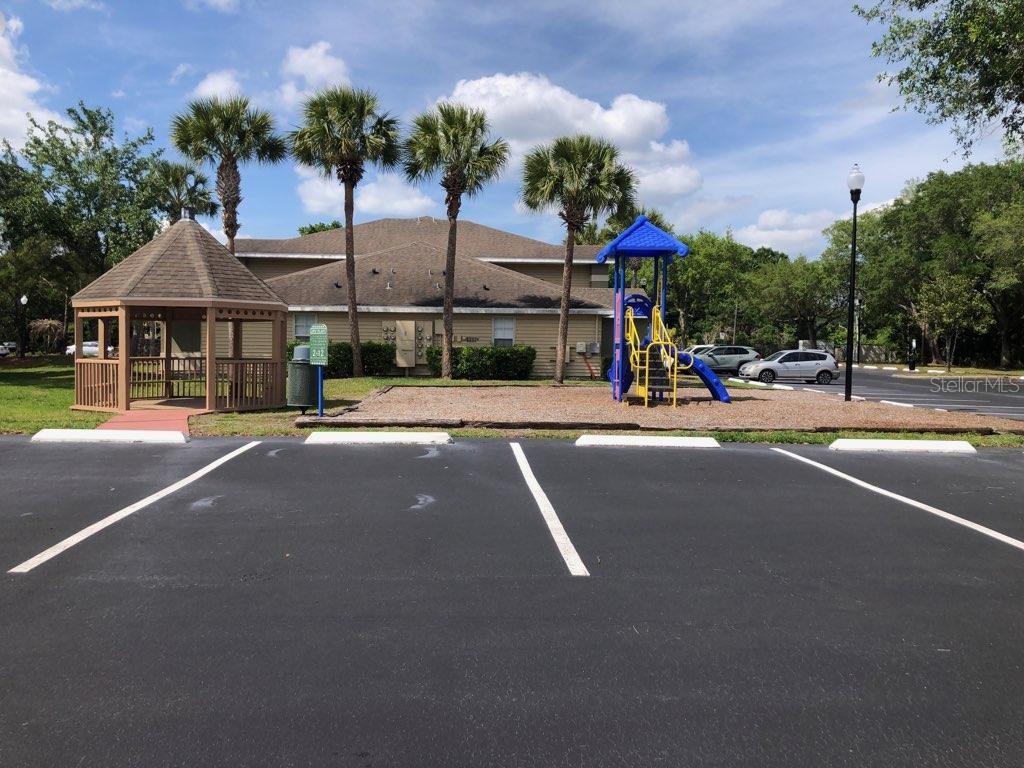 1939 SUMMER CLUB DRIVE 215