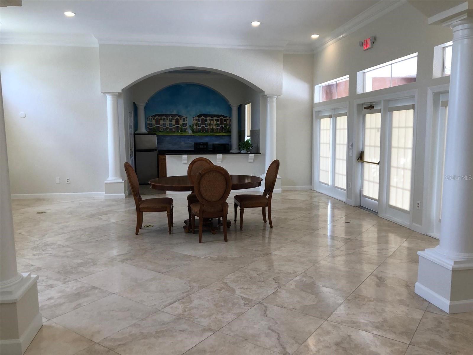 1939 SUMMER CLUB DRIVE 215