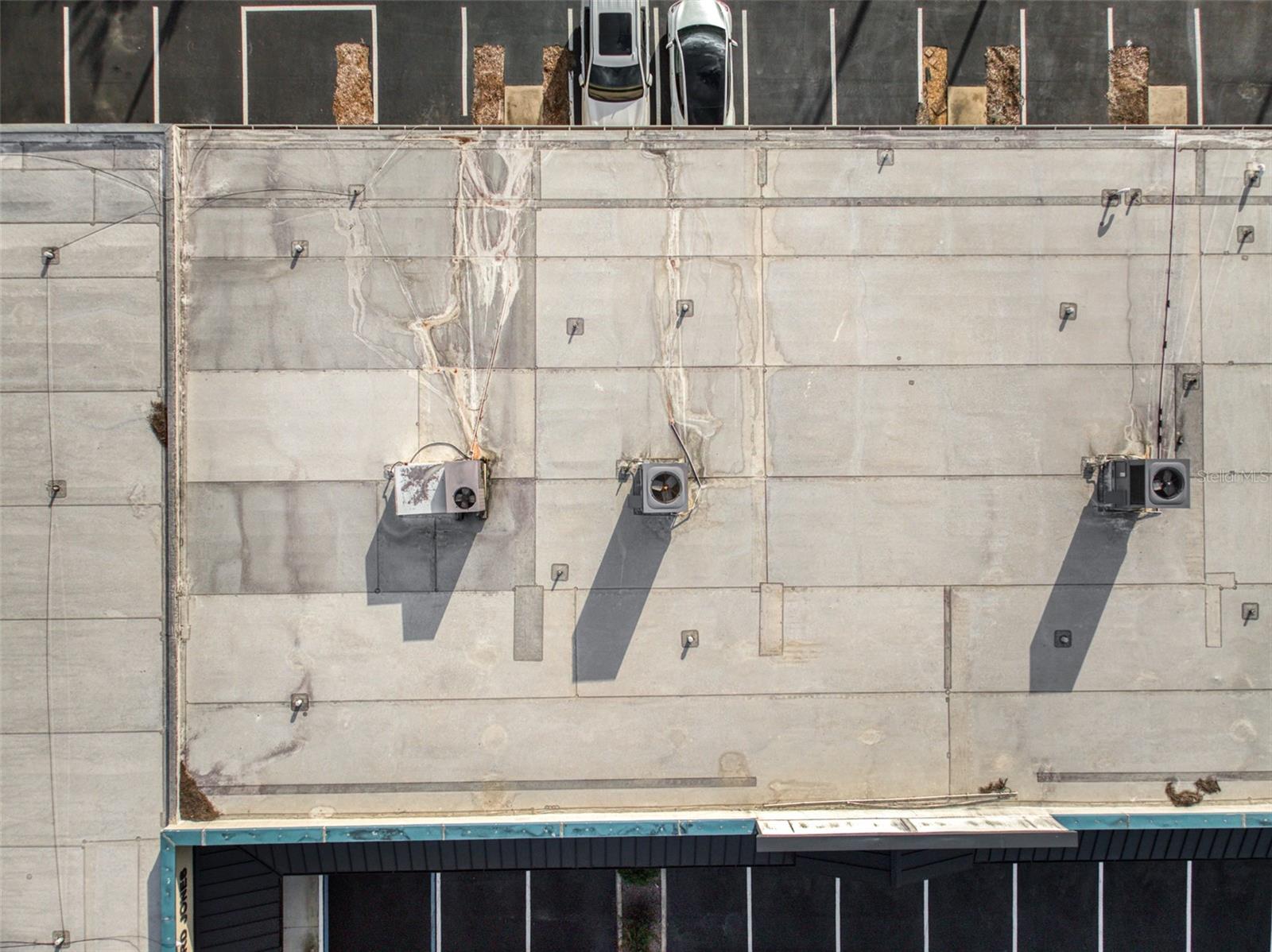 WEST SHORE PLAZA - Commercial Sale