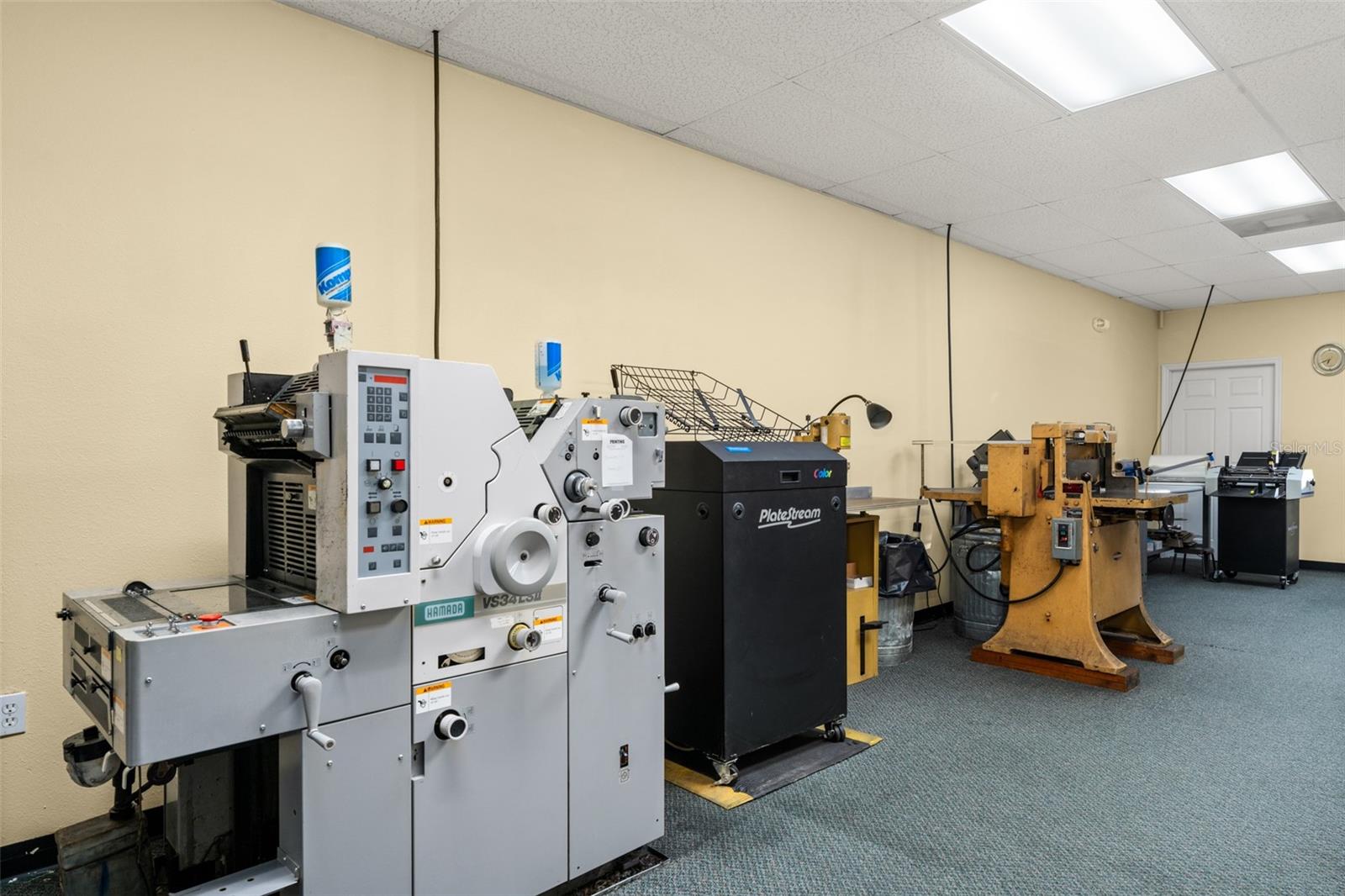 WEST SHORE PLAZA - Commercial Sale