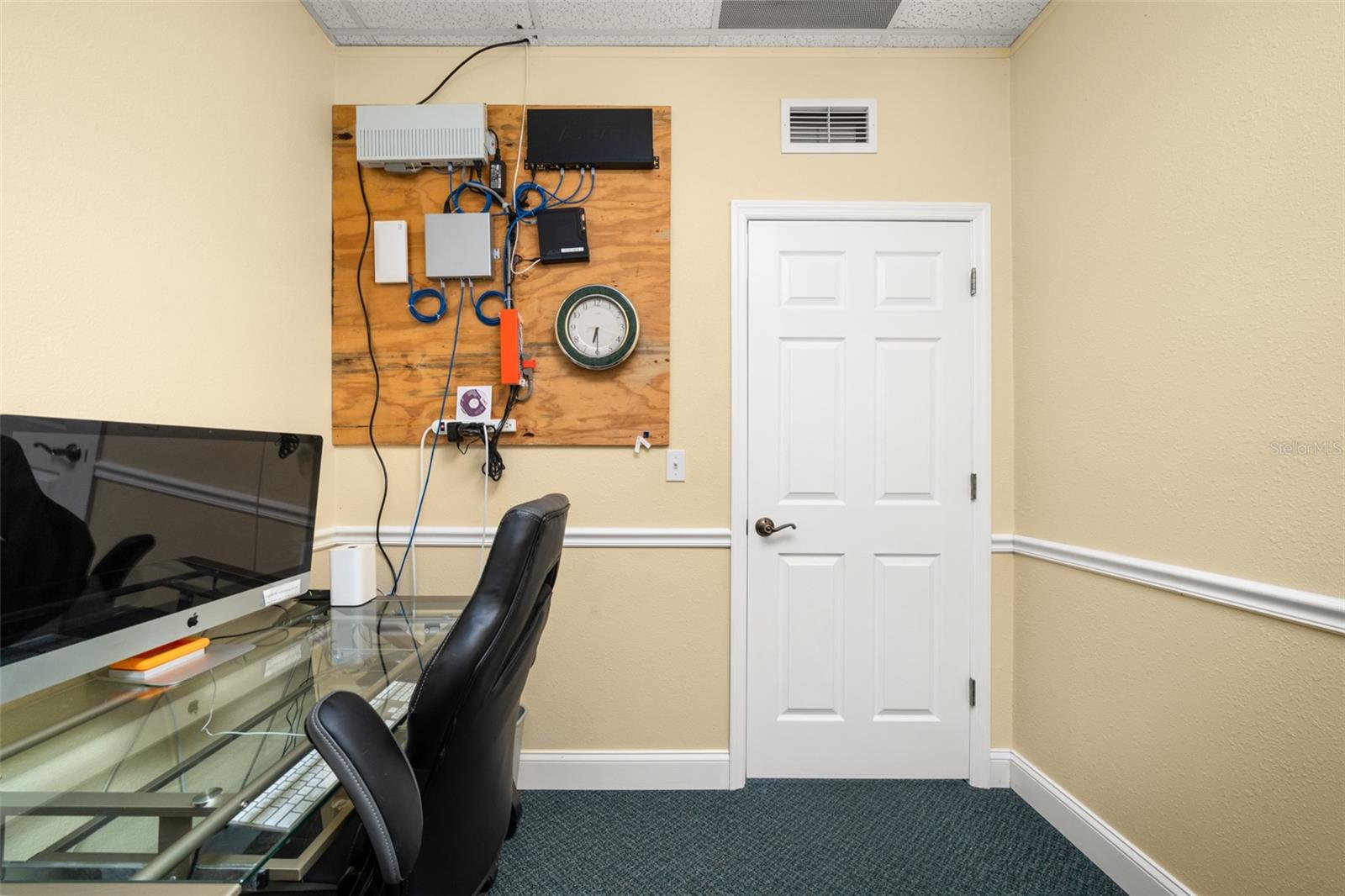 WEST SHORE PLAZA - Commercial Sale