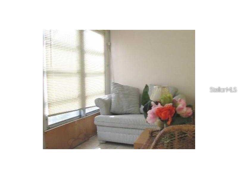 DREW GARDEN APTS - Residential