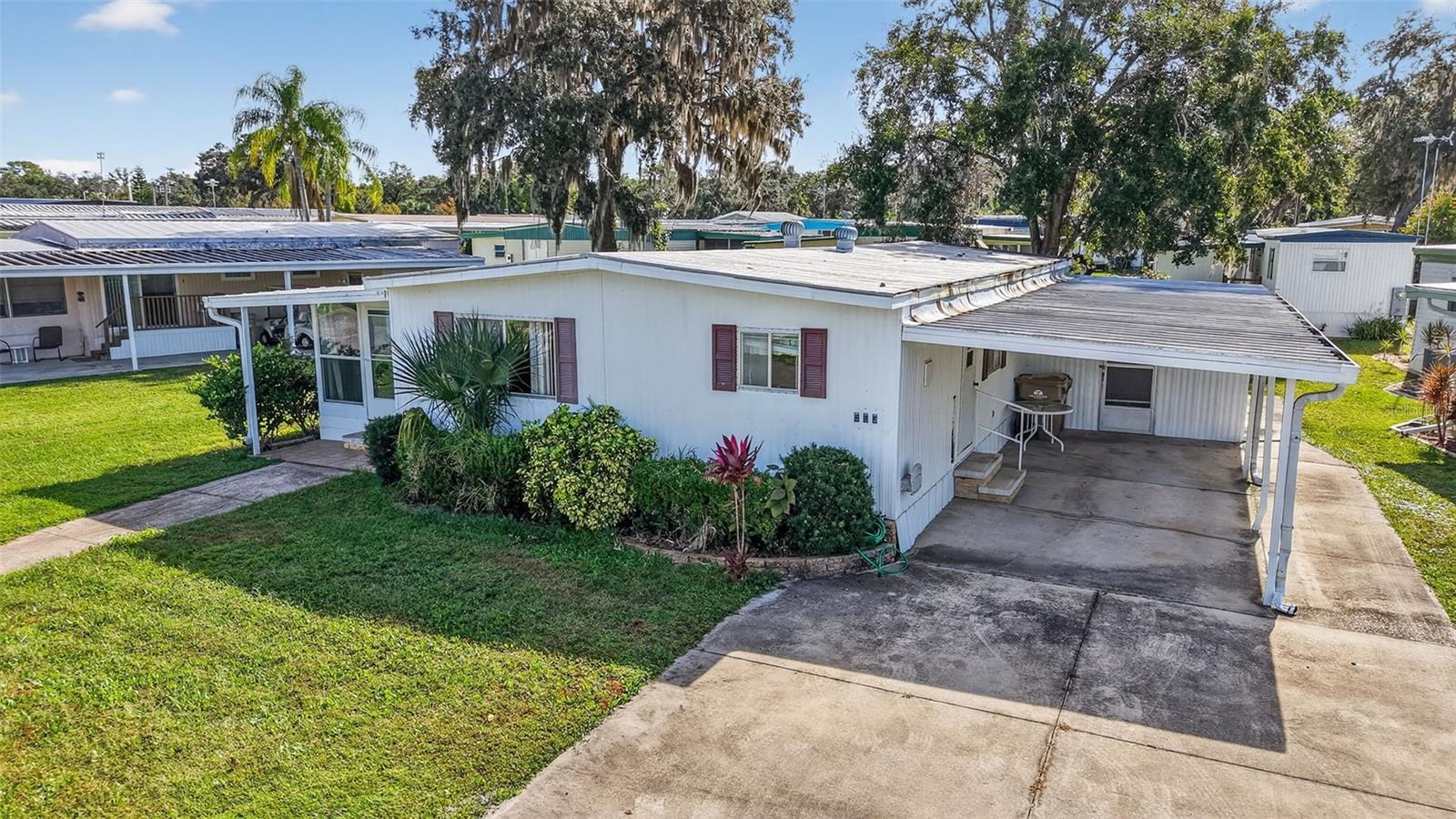 BONFIRE MOBILE HOME VILLAGE SUB - Residential