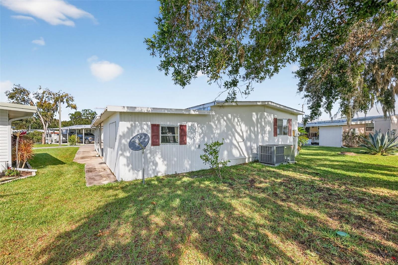 BONFIRE MOBILE HOME VILLAGE SUB - Residential