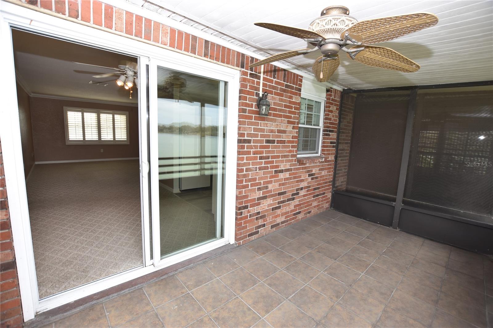 LAKE BENTLEY SHORES CONDO PH 01 - Residential Lease