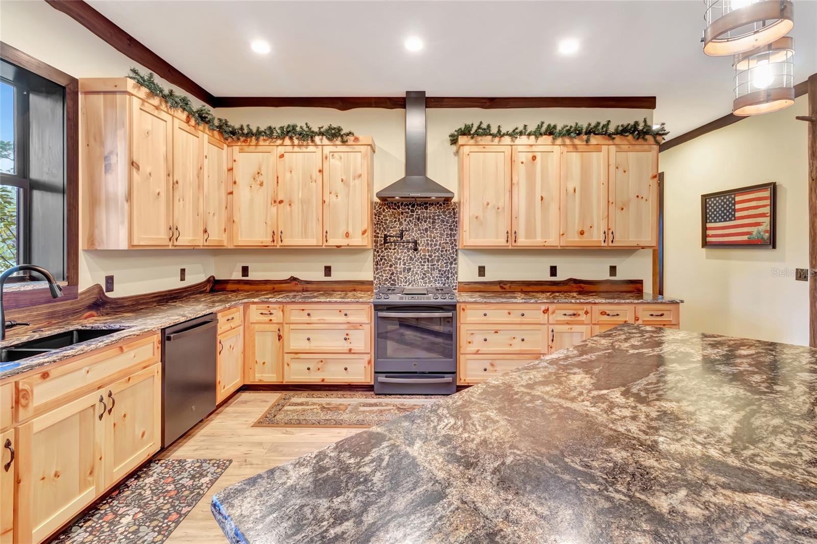 ACREAGE & UNREC - Residential