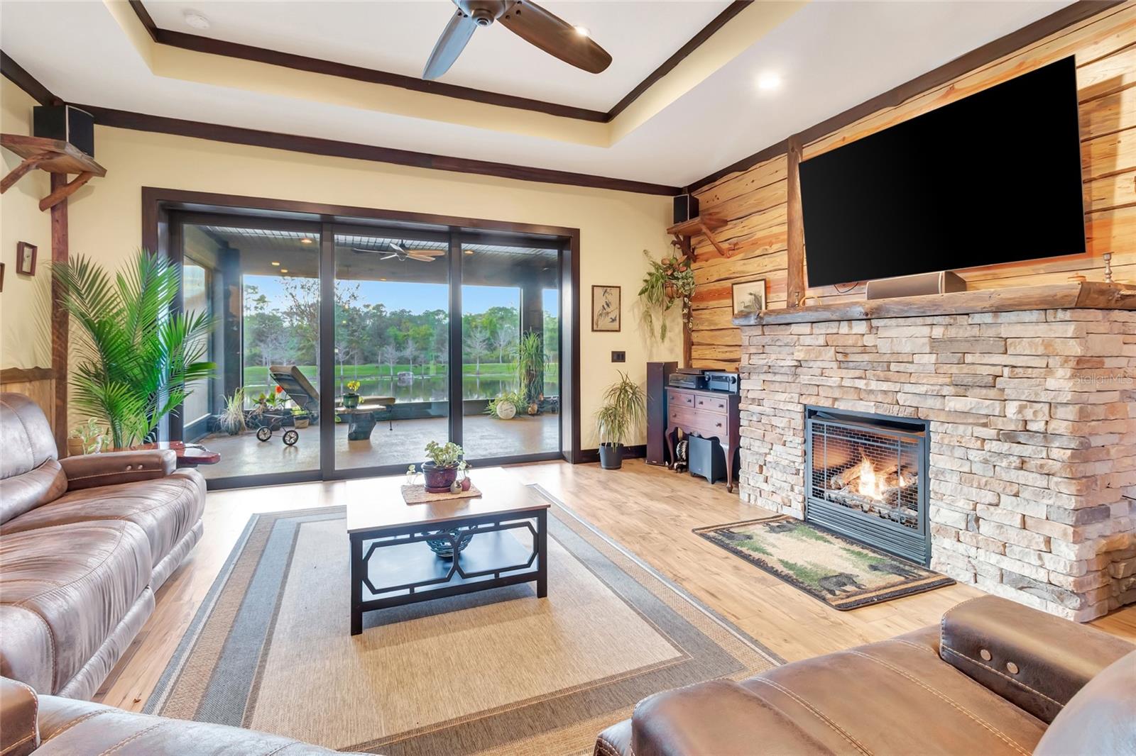 ACREAGE & UNREC - Residential